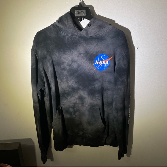 URBAN PLANET black tiedye long sleeve hoodie - Picture 2 of 4